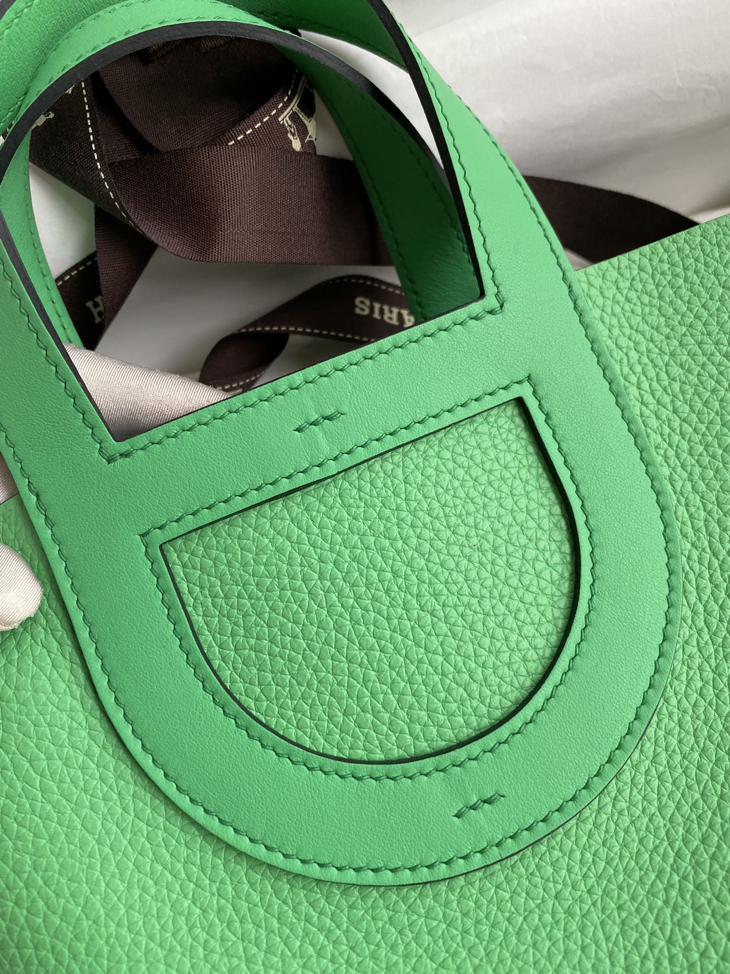 Hermes In The Loop 18 Bag In Vert Comics Clemence Leather